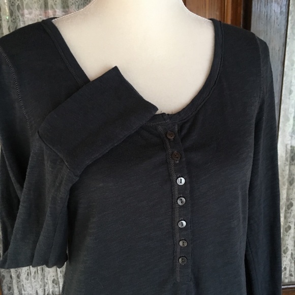 Aeropostale charcoal gray long sleeve button top - Picture 3 of 7